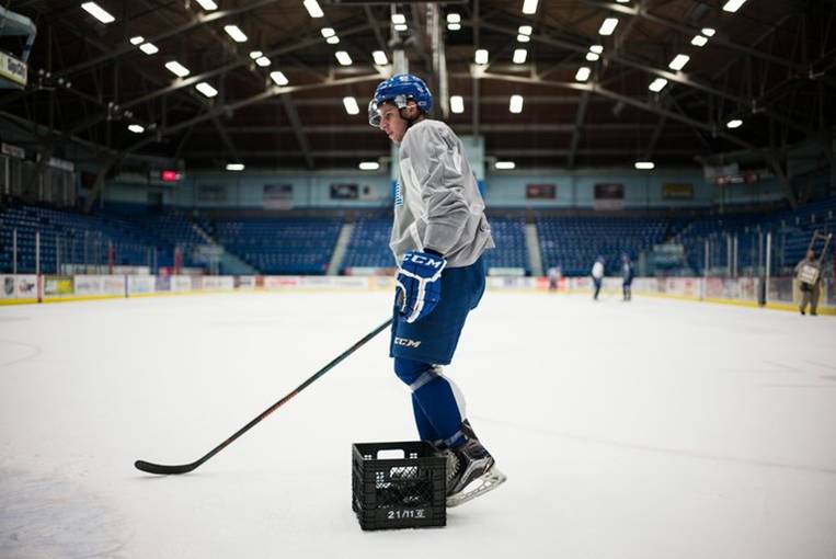 一个以色列少年的冰球梦hockeyisforeveryone