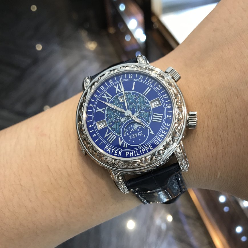 最贵的手表-百达翡丽超级复杂功能系列6002g-001星空陀飞轮腕表