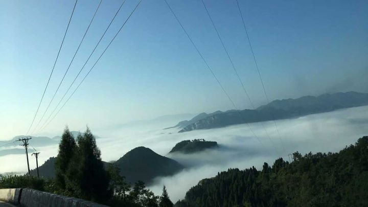 (黄荆普照山云海(大寨 王操(桂花 虎头山 云海 徐永香(大村,土城