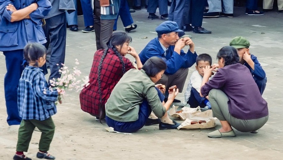 1978年中国百姓真实老照片没想到改革开放前的中国是这样子