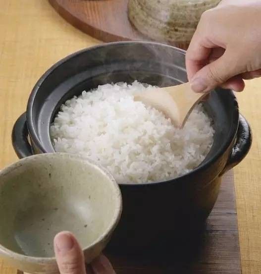 添饭不能说"要饭"