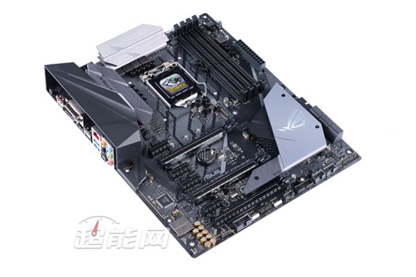 灯光和游戏的融合:华硕rog strix z370-f gaming主板图赏