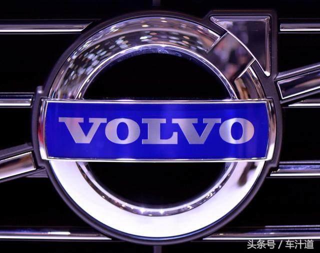 volvo车标由三部分图形组成:第一部分的圆圈代表古罗马战神玛尔斯,这