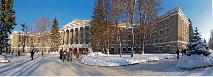 乌克兰国立茹科夫斯基航空航天大学(即哈尔科夫航空学院),于1930年在