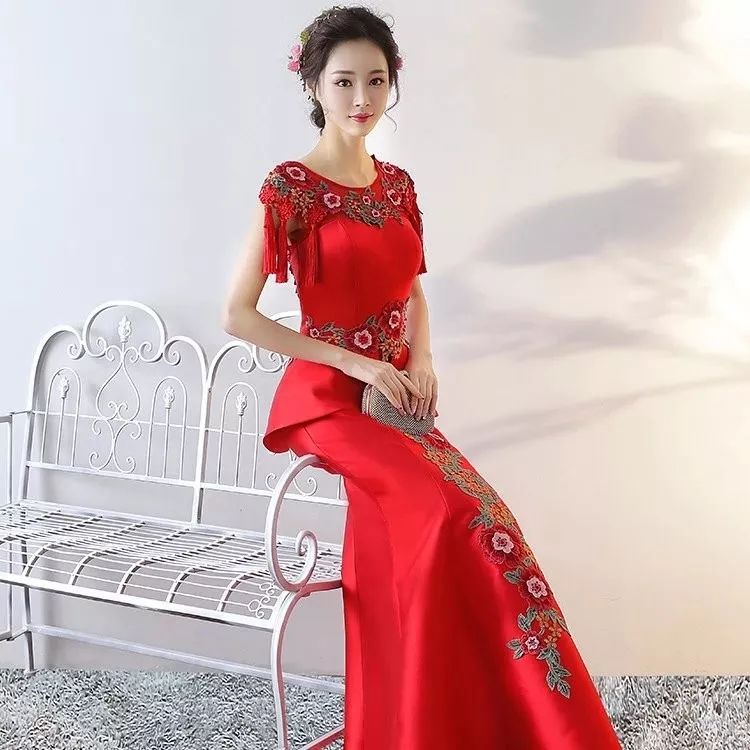 中国旗袍婚纱_中国旗袍(3)