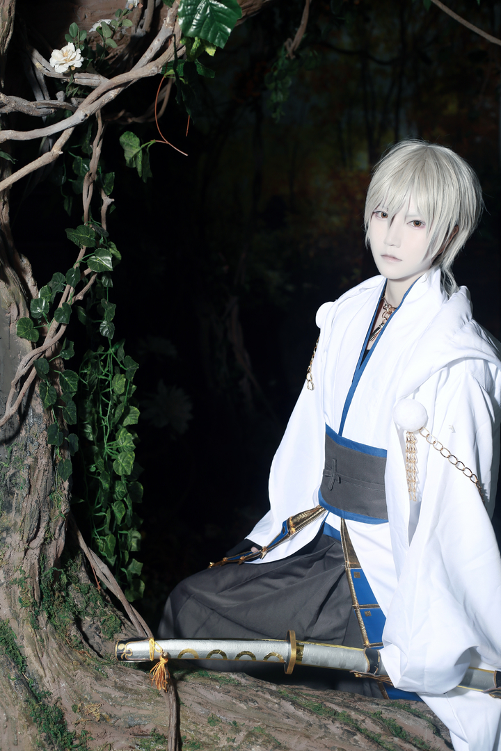 刀剑乱舞鹤丸国永cosplay