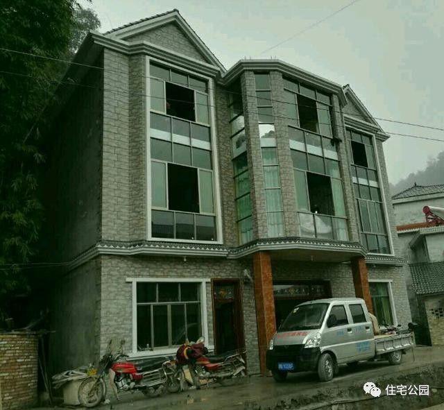 农村低调自建房,为啥还吸引全村人来参观?