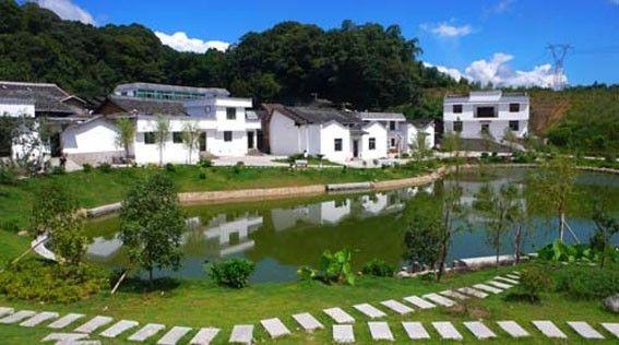 太姥山景区: 【自驾线路】 上金贝畲家寨景区毗邻宁德市区,6公里距离