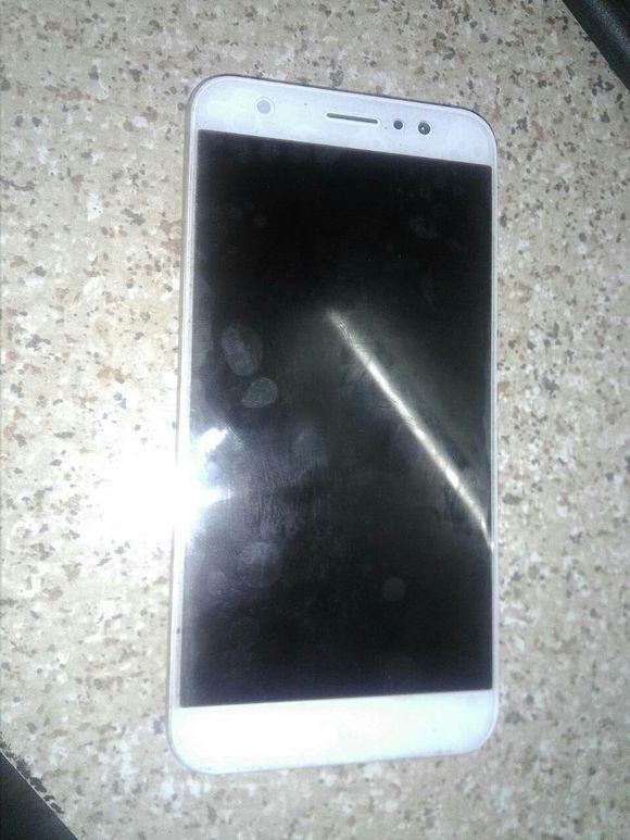 360n4s手机掉水里损坏，售后处理后，网友却说：这做工真罕见！