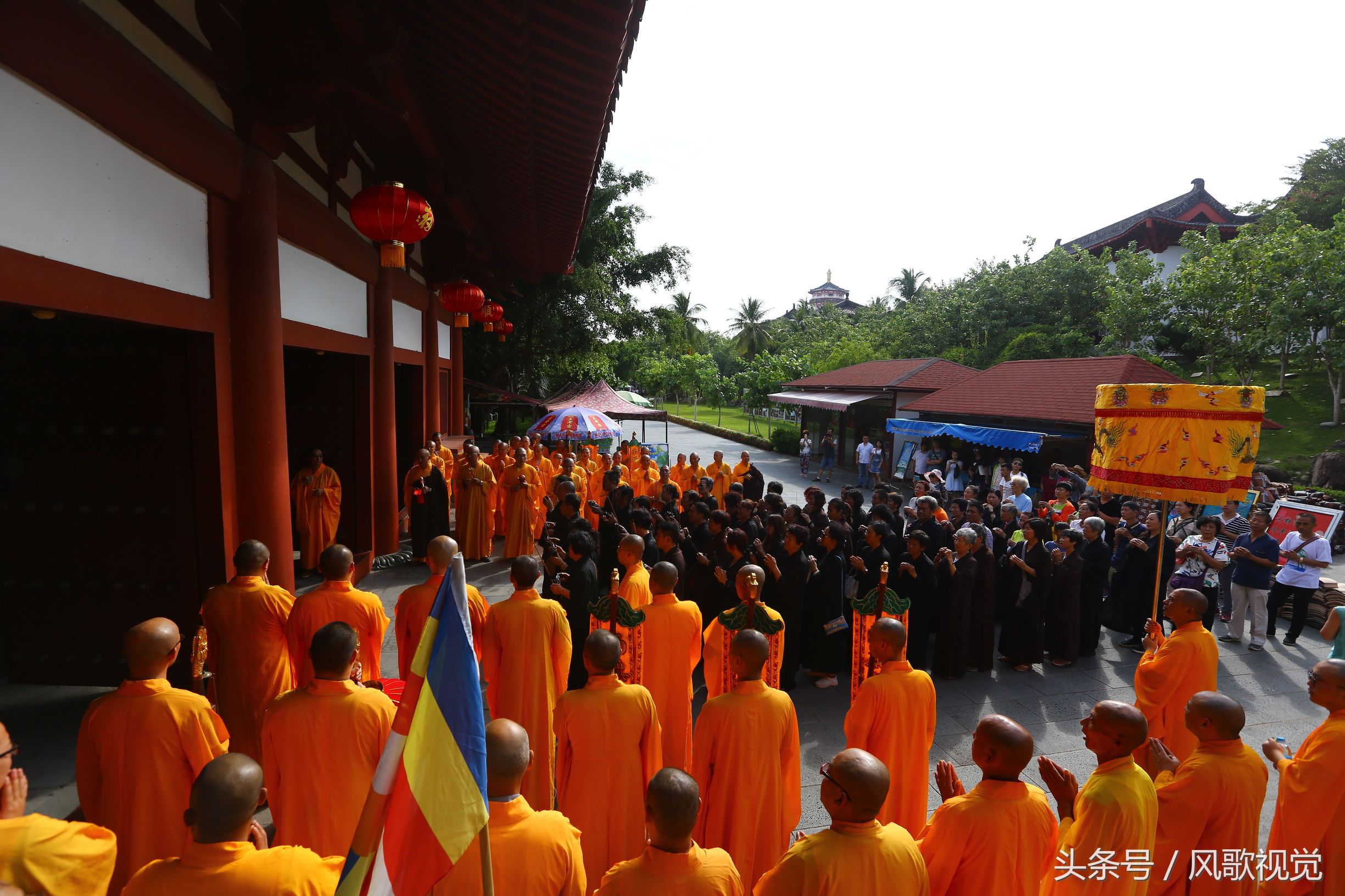 迎观音菩萨出家日 三亚南山寺水陆法会熏坛仪式