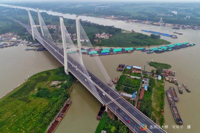 黄河大桥亚洲最大的水上立交俯瞰繁忙的京杭大运河淮安大桥用图说话