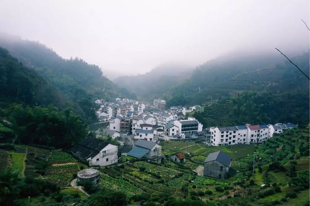 依山傍水,处处皆景,避世的浙江开化龙门村带你回归质朴