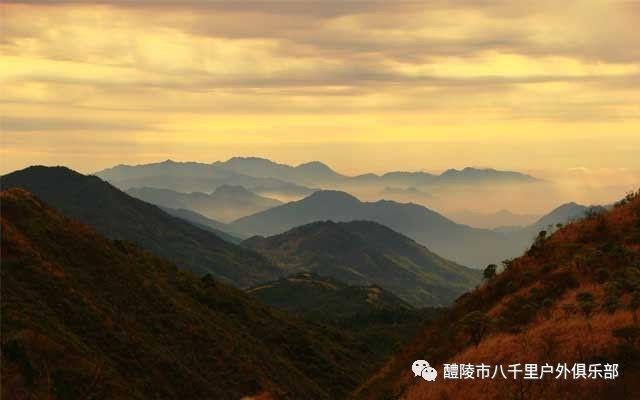 登山,秉承"不抛弃,不放弃"的信念,5小时就能征服湖南最高峰——酃峰!