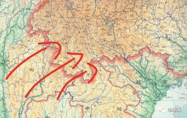 在横断山区的"焚风效应"是说横断山区的山脉走向大体上垂直于西南