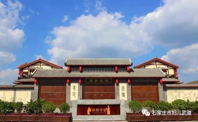 市妇儿中心独立营-走进衡水湖闾里古镇学古礼!