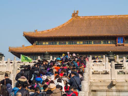 "人山人海"也是风景,这些地方挤到变形也要去凑个热闹