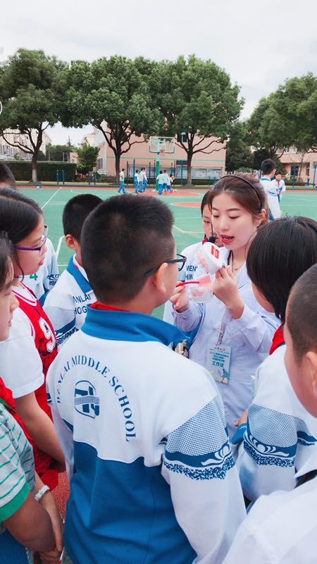 五星体育广播壁球进校园 | 走进上海文来中学