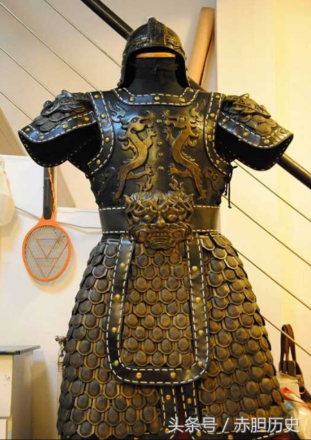 别在被古装电视剧迷惑了，中国古代的盔甲是这样的，为盔甲正名