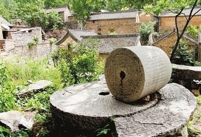 【今日辉县】凤凰山村:古村美景引客来 群众吃上"旅游