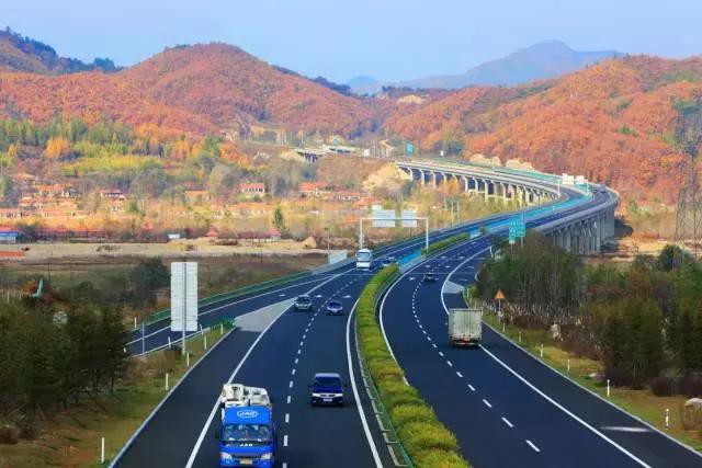 至盖州高速位于辽宁南部,起点位于庄河市区西北,与丹大高速公路交叉