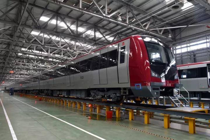 记者了解到,目前,天津唐车公司正在生产本市地铁5号线列车31列共186