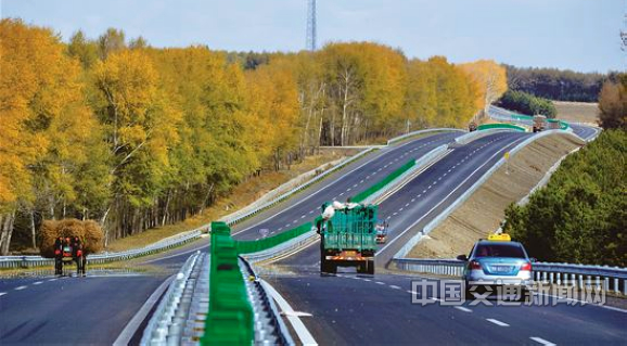 黑龙江省道黑大公路兰西至宝泉段改扩建工程通车