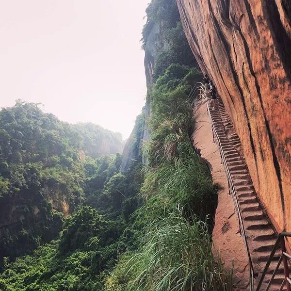 10月21-22日有那么一座山"怪"得让人害羞!丹霞山