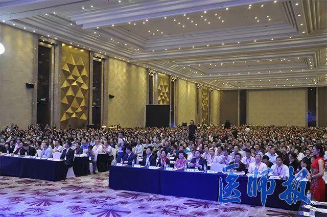 「中国危重病大会2017」300讲者 6700参会人员 国际范儿十足