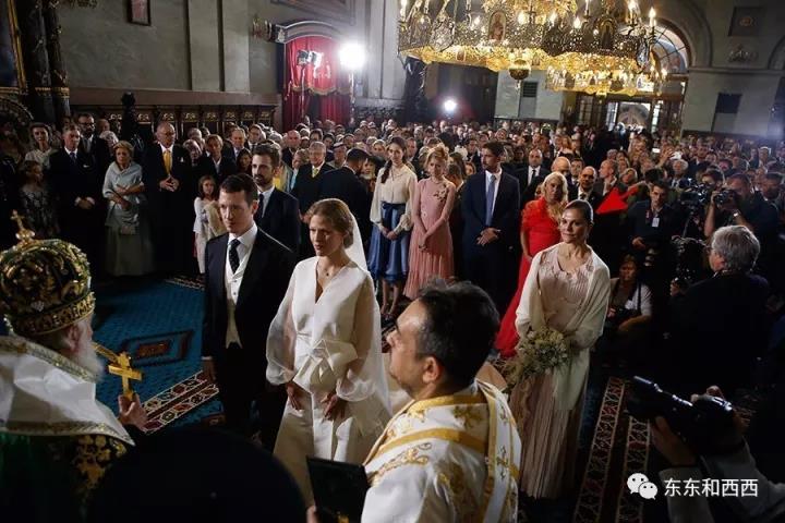 1/ 12 最近有个塞尔维亚王子大婚,婚礼很盛大,放在传统的贝尔格莱德
