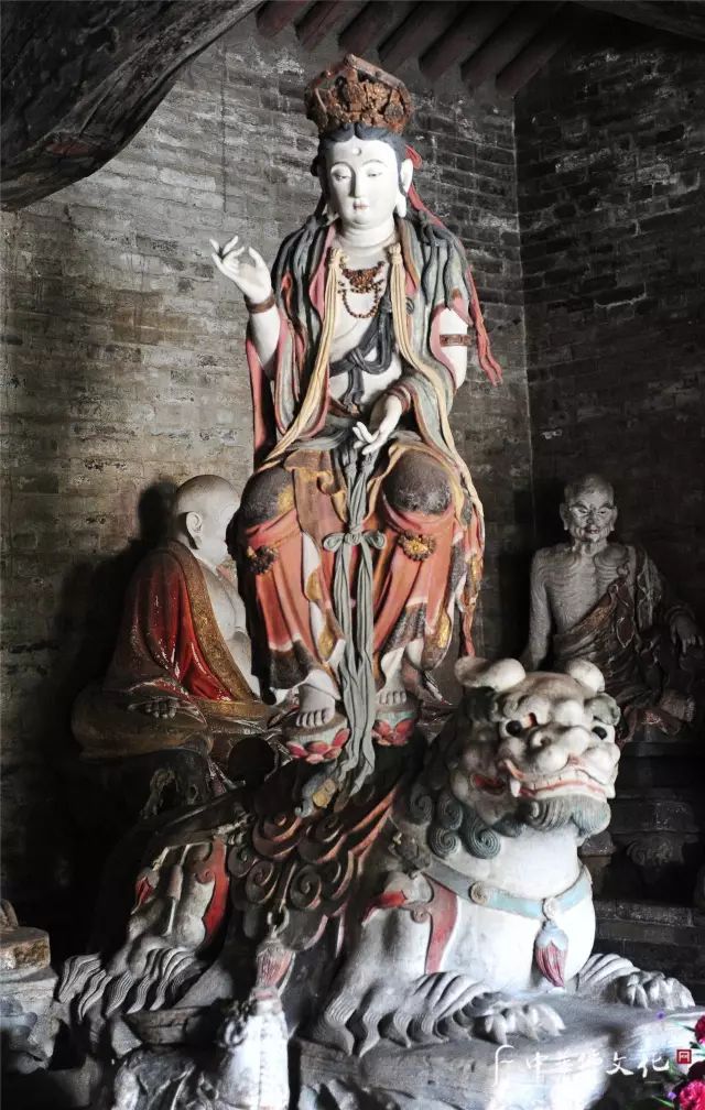 他山之石崇庆寺佛像造像艺术不可多的十八罗汉雕像珍藏版