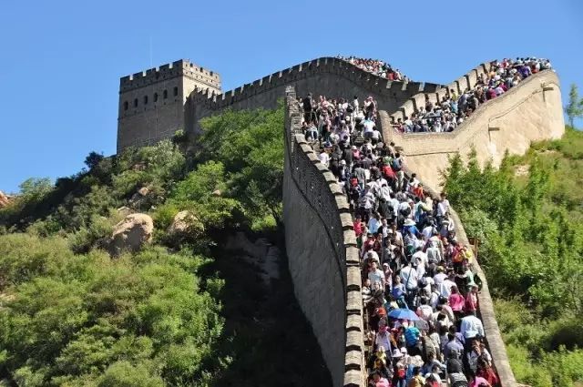 不要天真地以为,非旅游旺季,北京景点人就会少.