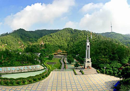 【仅需78元】重阳节廉江谢鞋山登高望远,鹤地水库品鱼头汤一日游