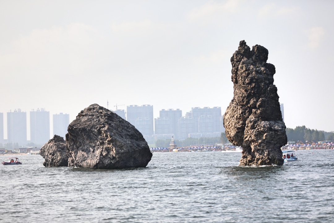 秦皇汉武曾经东临碣石,如今漂流在渤海湾上