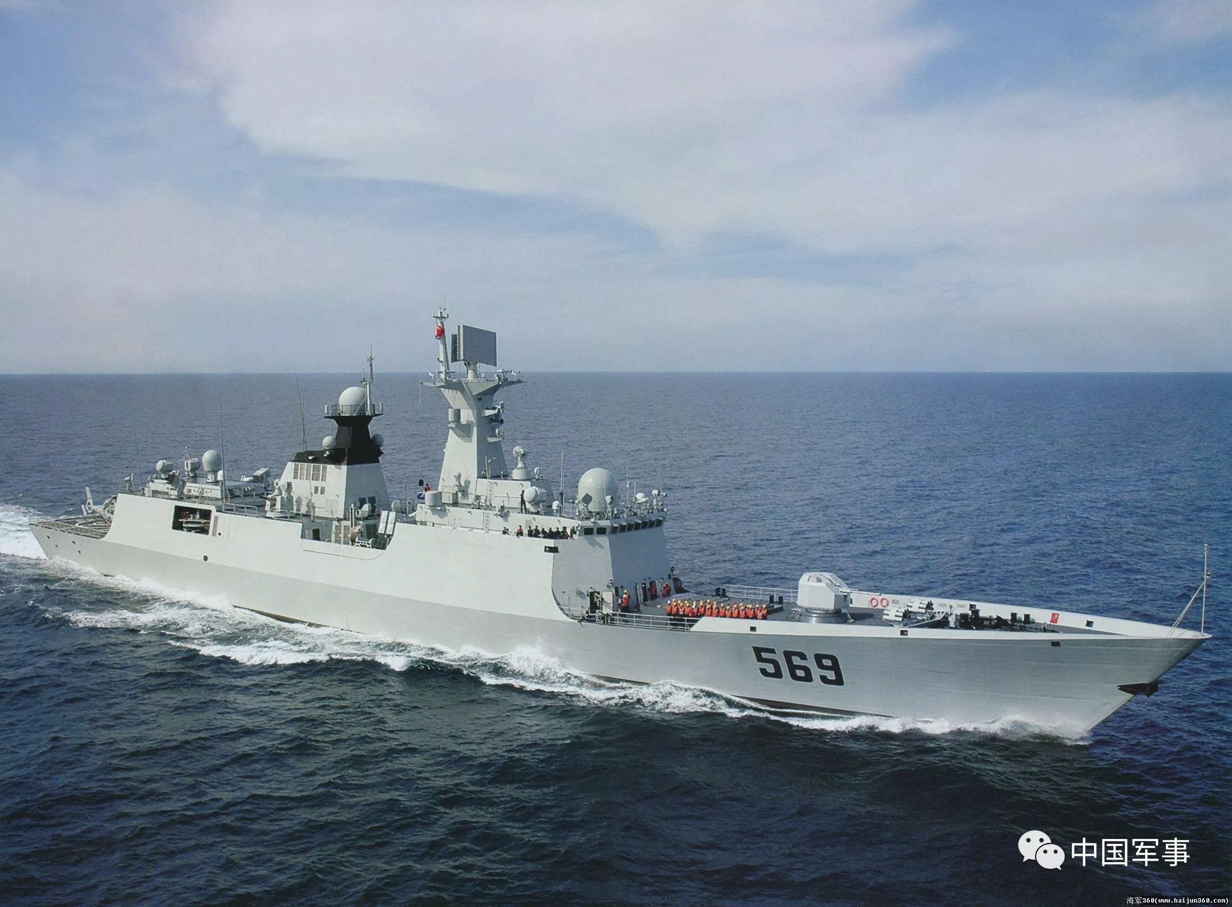 了不起我的国!这五年中国海军下水战舰超过80万吨!