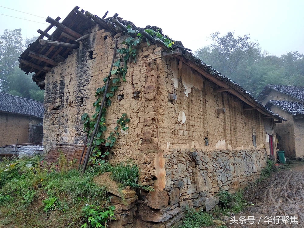 干打垒土房冬暖夏凉至今还有人住里面做百年建筑没问题