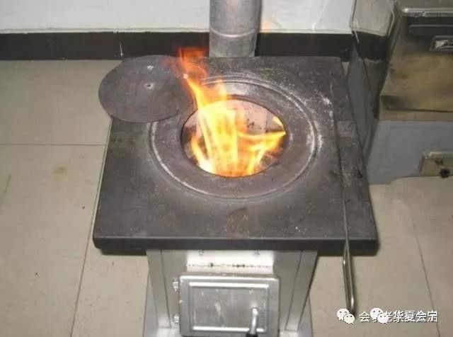 炉子里有火是什么成语_扫炉子火的扫帚叫什么(2)