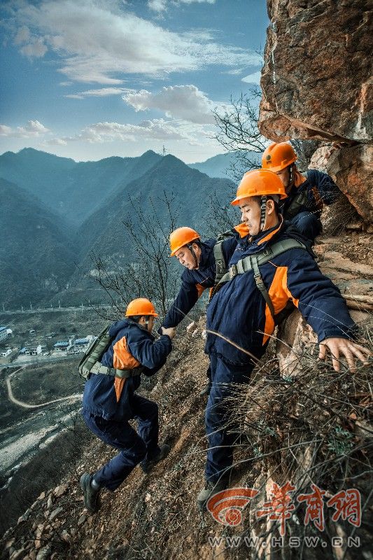 平凡岗位上的坚守宝鸡电力巡线工穿坏60双绝缘鞋