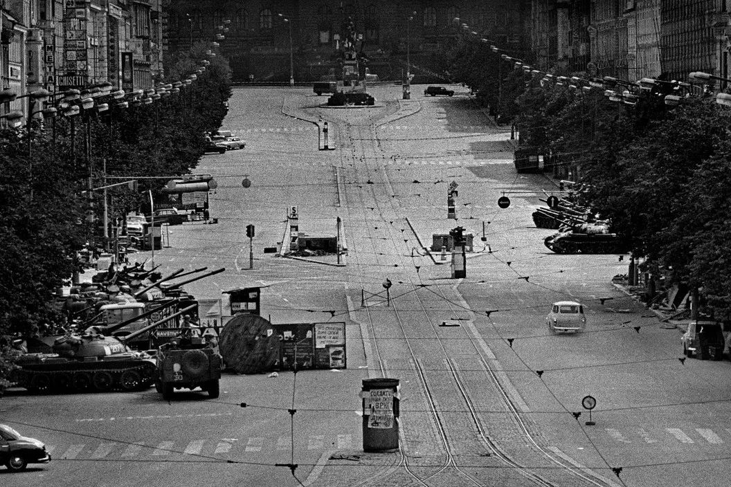 最伟大的照片是怎样拍成的入侵布拉格1968完整版250p
