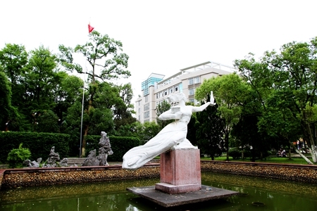 高校这五年|景德镇陶瓷大学科技艺术学院:植根陶瓷行业,弘扬陶瓷文化