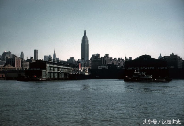 50年代的美国纽约彩色老照片,那时已经有不少高楼大厦