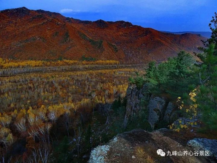 伊春○金山屯 ▏秋登山 冬滑雪 九峰山不见不散