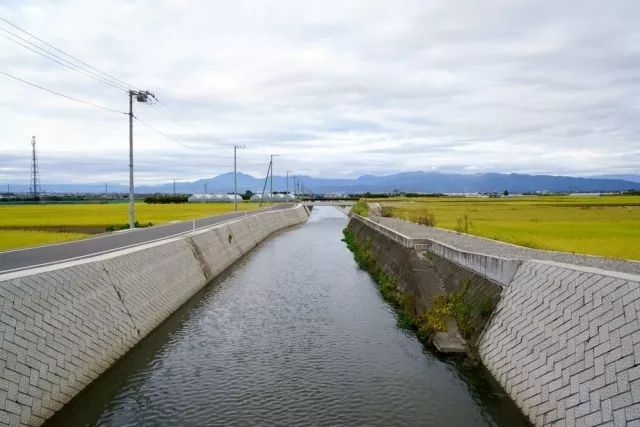 富士川河道 护岸及启发"禹迹行"之二)