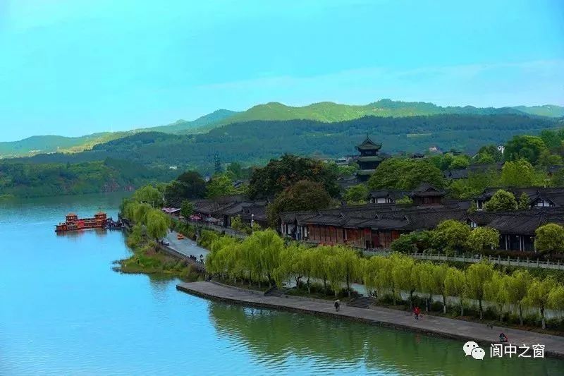 除空轨外,日前"阆中赛城"阆中水城"项目也落户阆中.