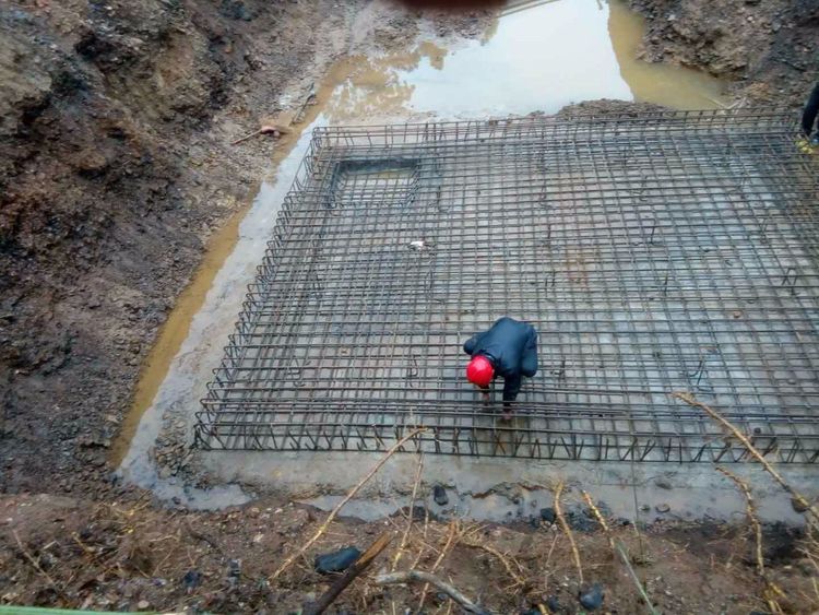 计划旭光乡污水处理厂集水池底板钢筋板扎和模板安装.