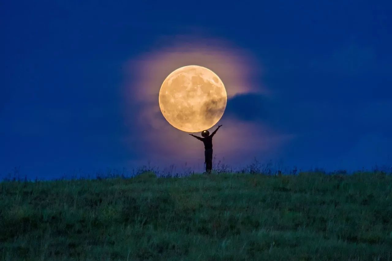 这是我们眼中的最美月亮,在此与各位分享.