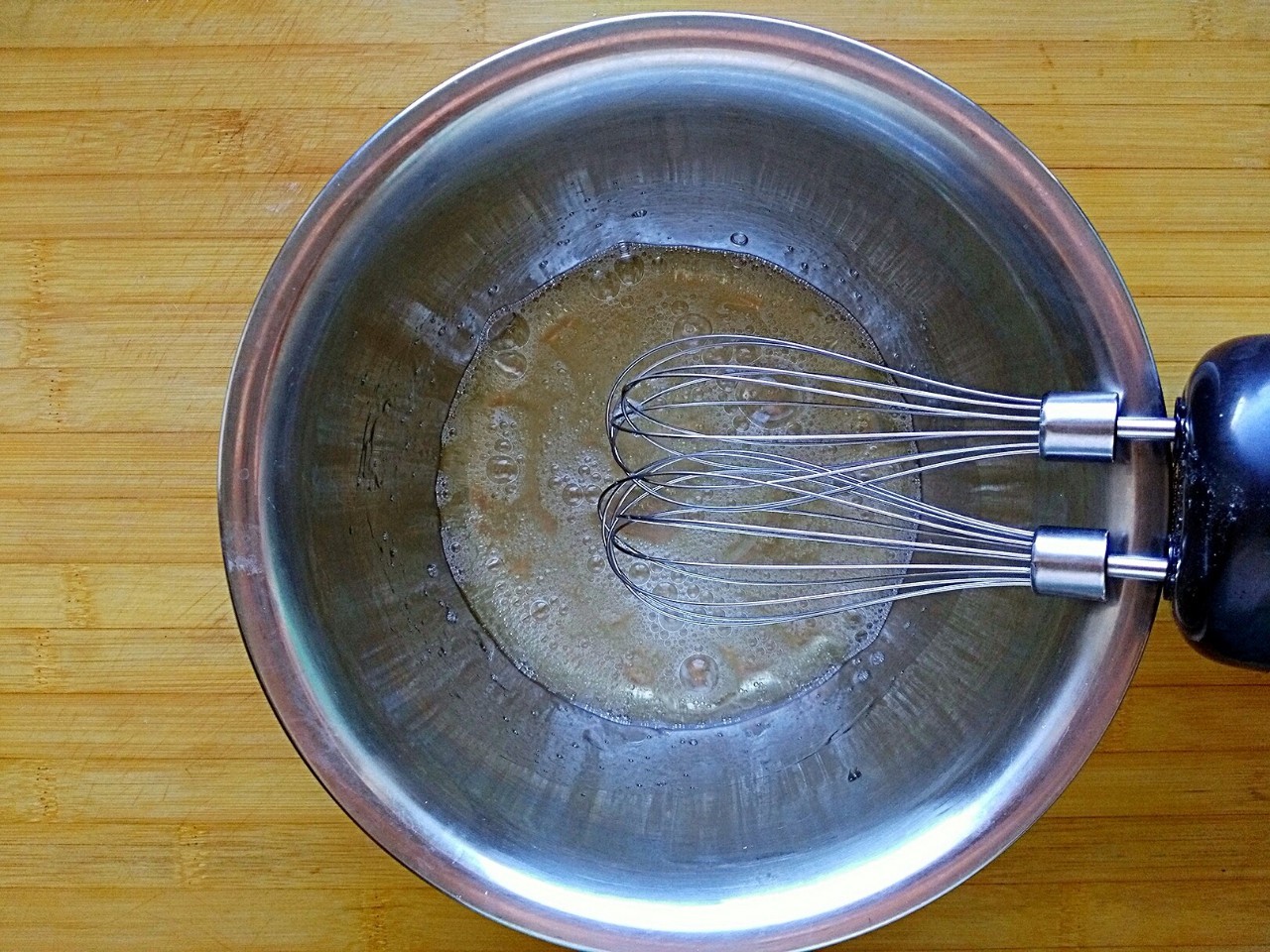 大豆与拉面结合的养分冰脸吃法：韩式豆浆面