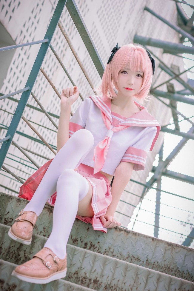 乌鸦坐飞机腿控福利fatejk阿斯托尔福cosplay