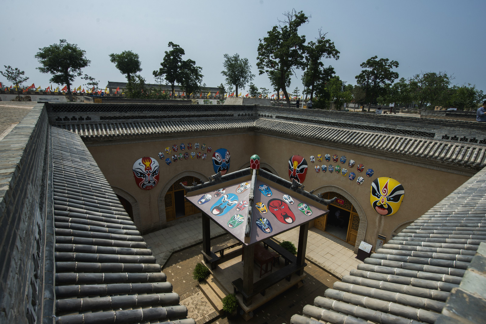 农村村落中的非遗,北方的地下四合院,壮观而又独特的陕县地坑院