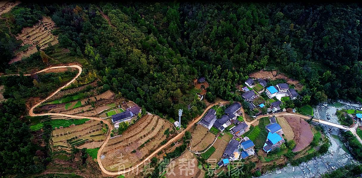 乐安寺乡位于县城西北部,东与大坝乡交界,南与前进乡为邻,西与三锅乡