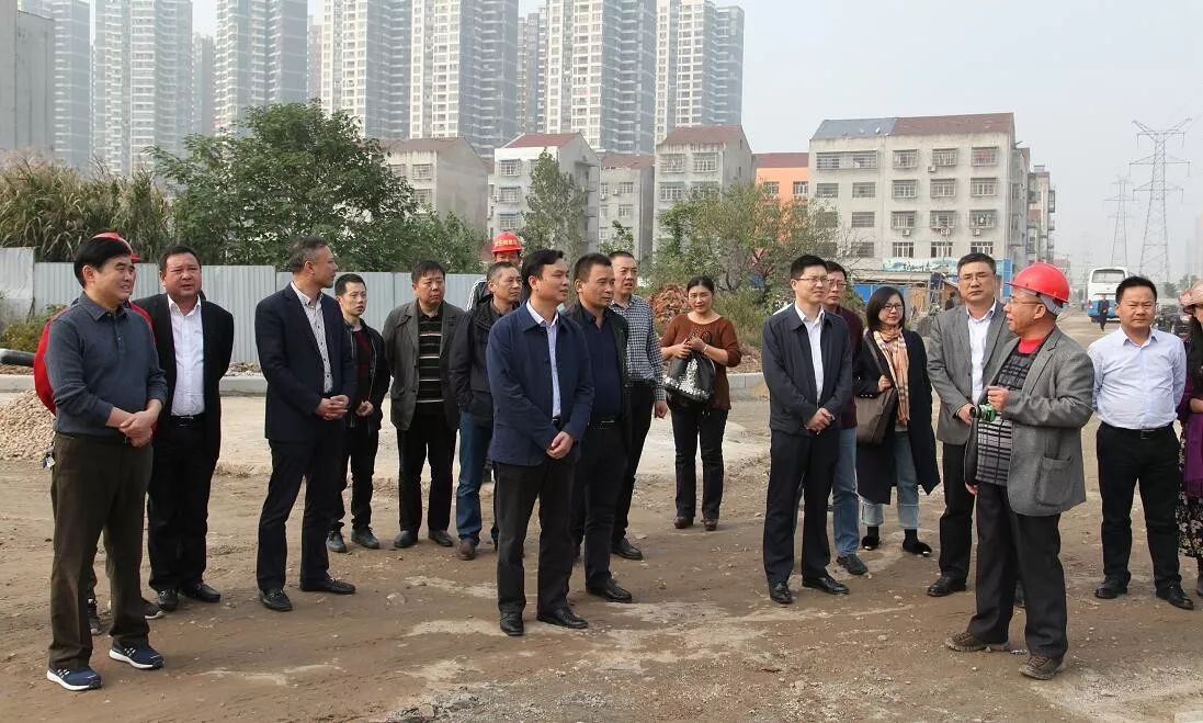 关注老百姓关心的惠民重点项目建设工程,政协委员在监督